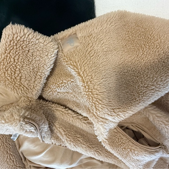 Women's Tan Sherpa Jacket - Picture 9 of 13